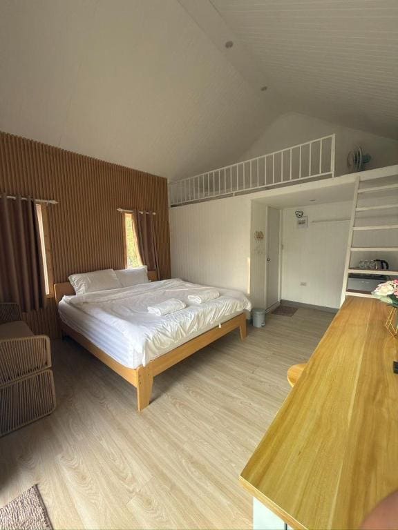 Superior Bungalow room - Image 3