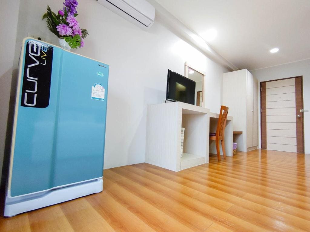 Standard Twin Room room - Image 2