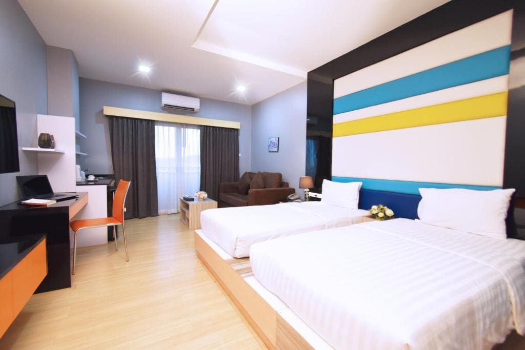 Standard Twin Room room - Image 1