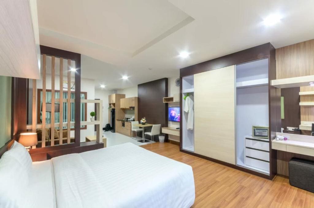 Deluxe Double Room room - Image 1