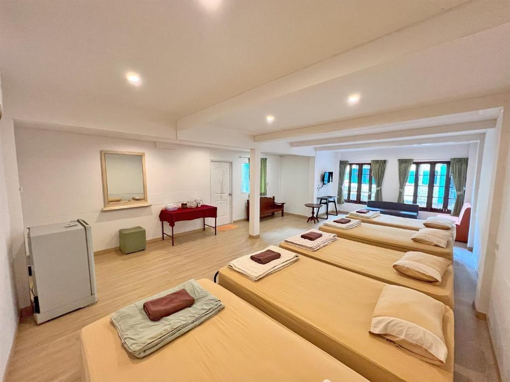 Two-Bedroom House room - Image 1
