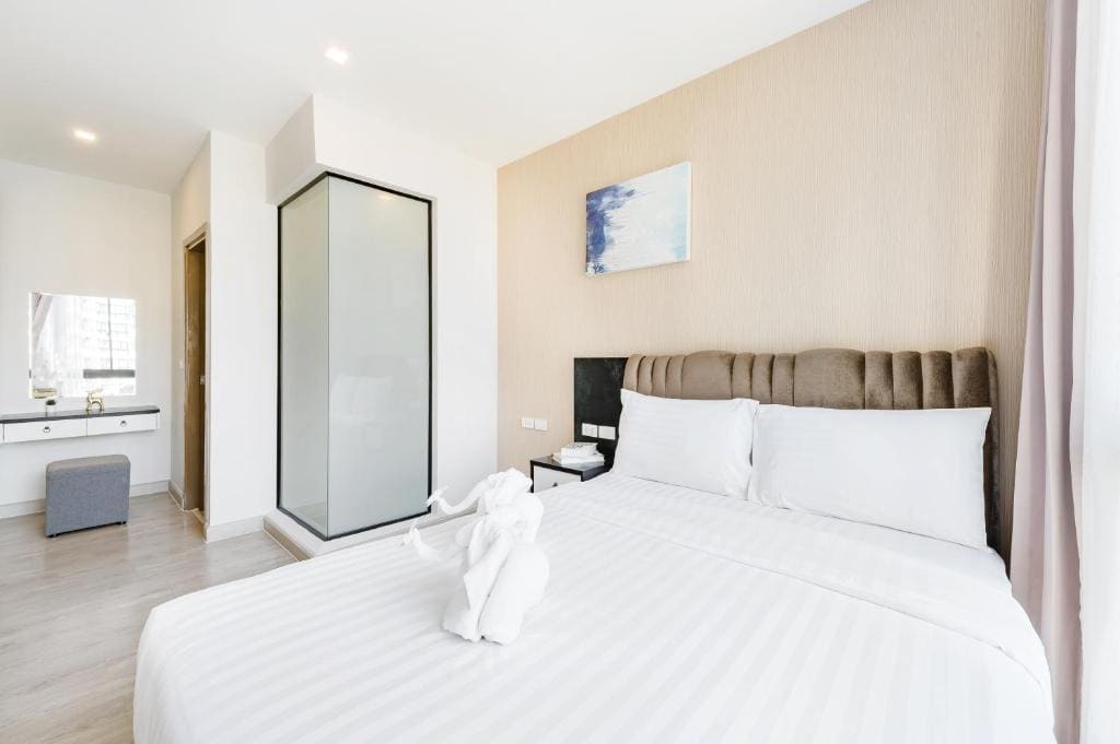 Superior Twin with Garden View room - Image 3
