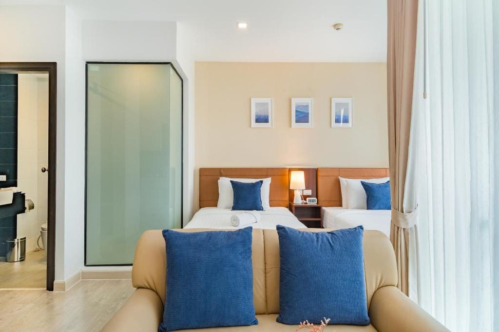 Studio Room, Twin with Pool View room - Image 1
