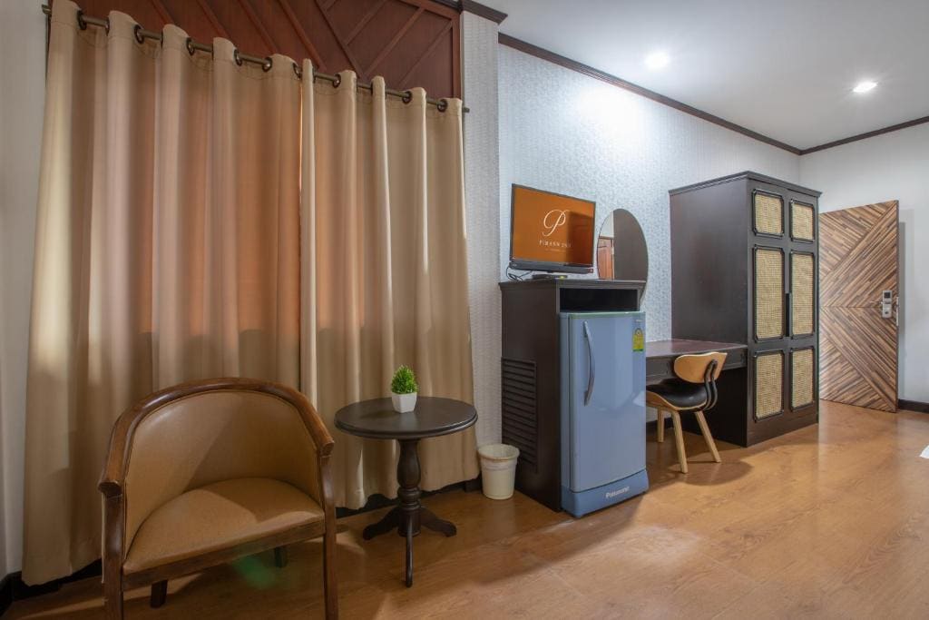 Deluxe Double or Twin Room room - Image 3