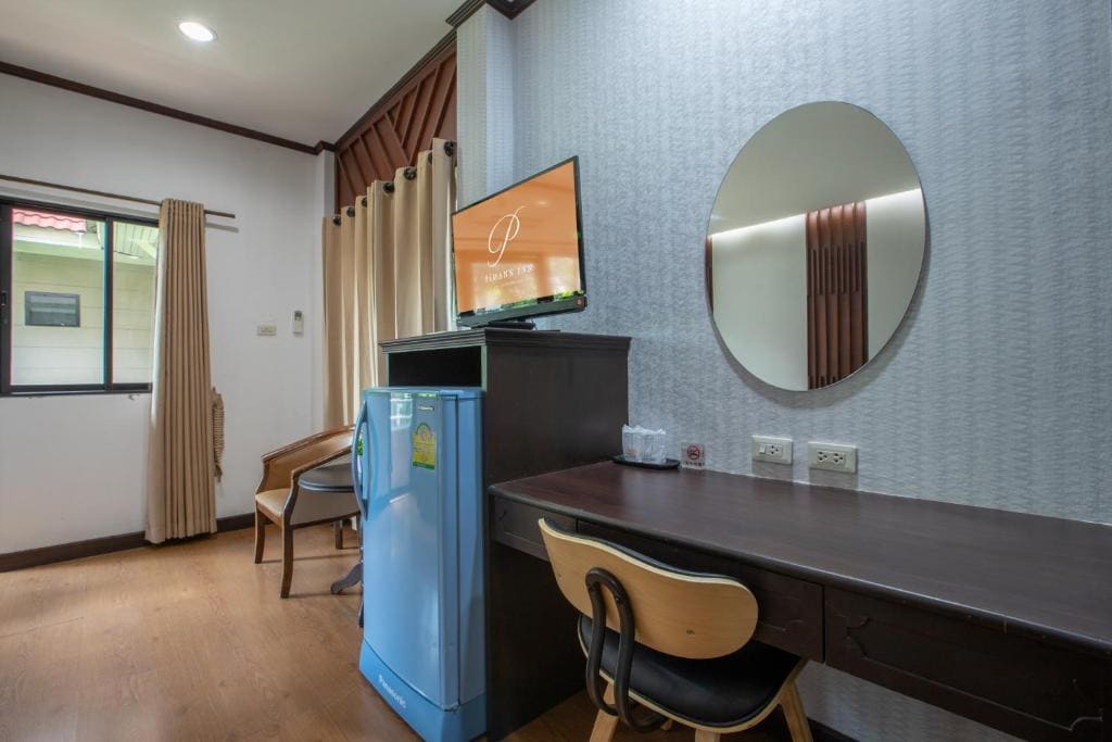 Deluxe Double or Twin Room room - Image 2