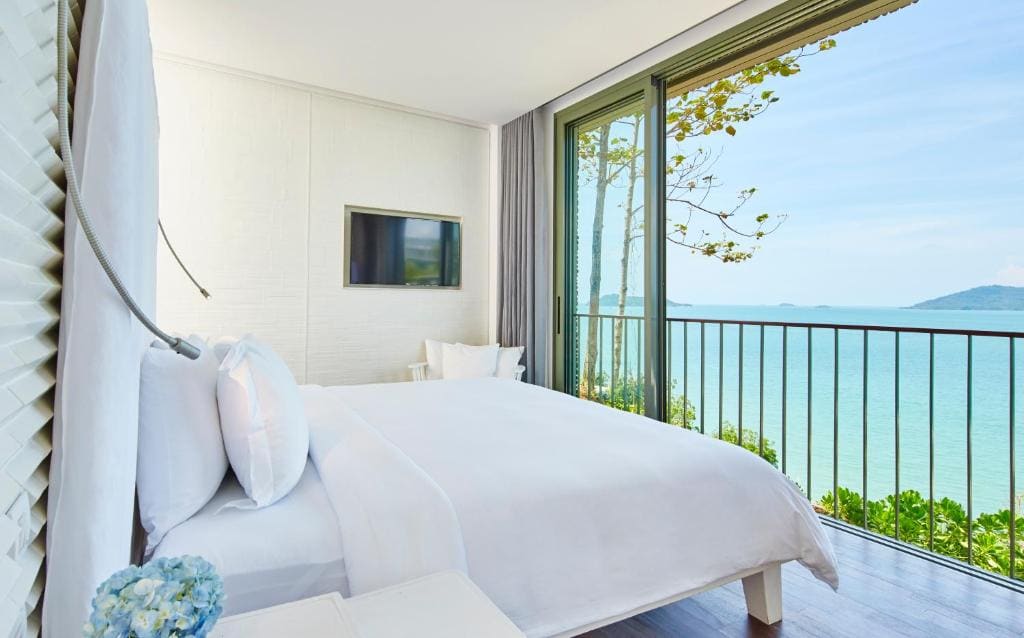 Point Yamu Villa room - Image 1
