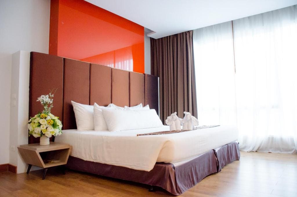 Deluxe Double or Twin Room room - Image 2