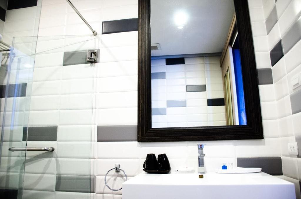 Superior Double or Twin Room room - Image 3