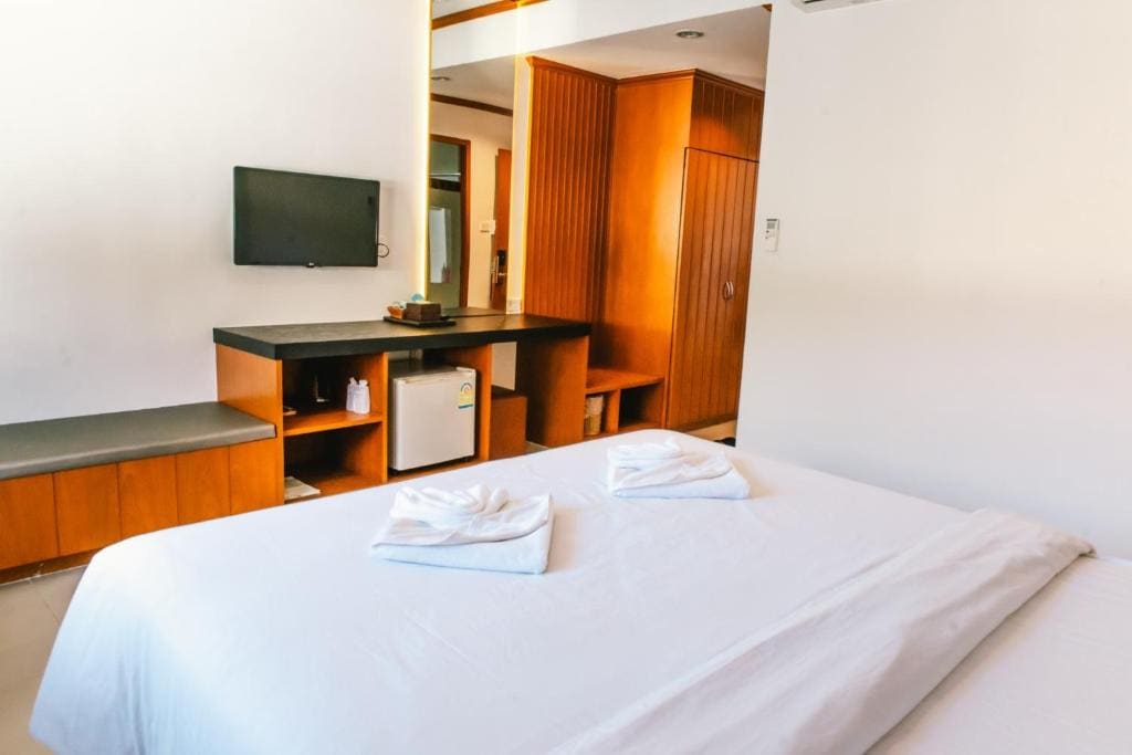 Deluxe Double Room room - Image 3