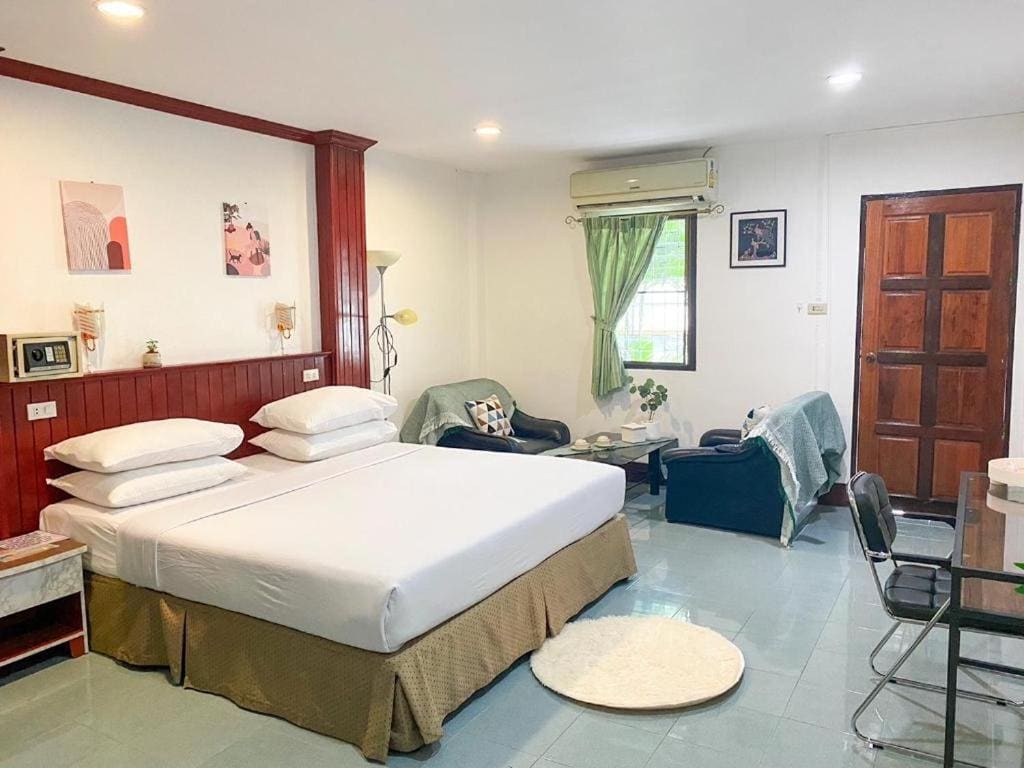 Premier Room with Terrace room - Image 3