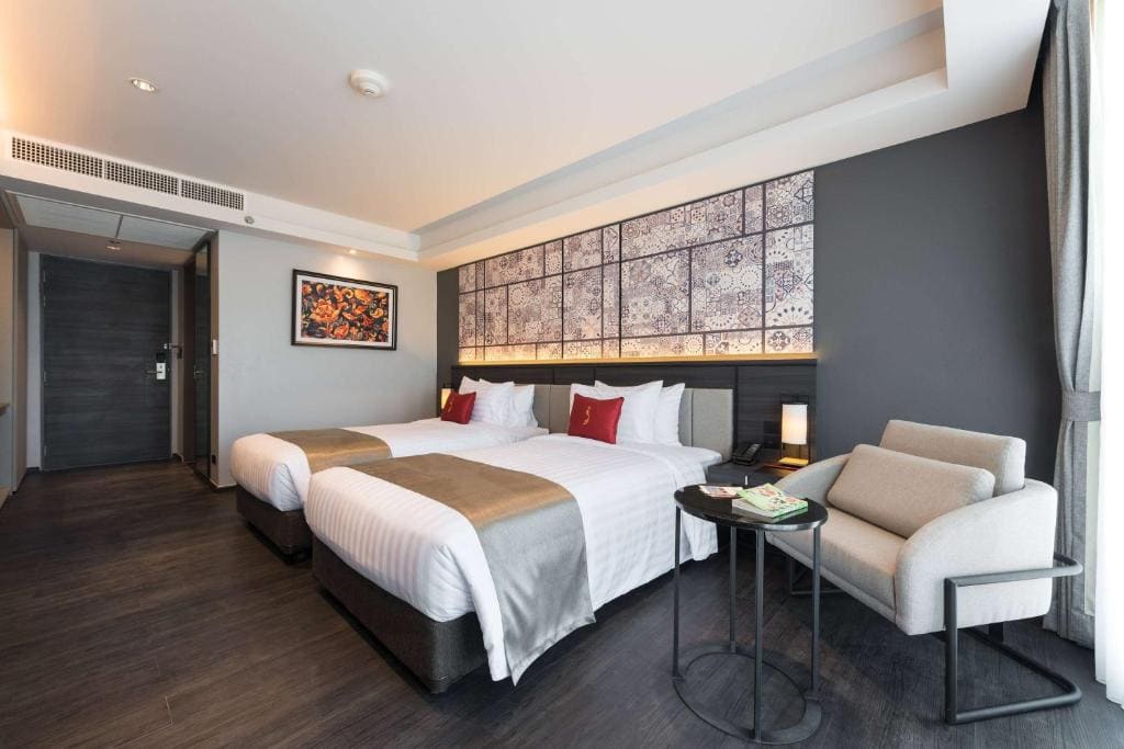 Deluxe King Room room - Image 1