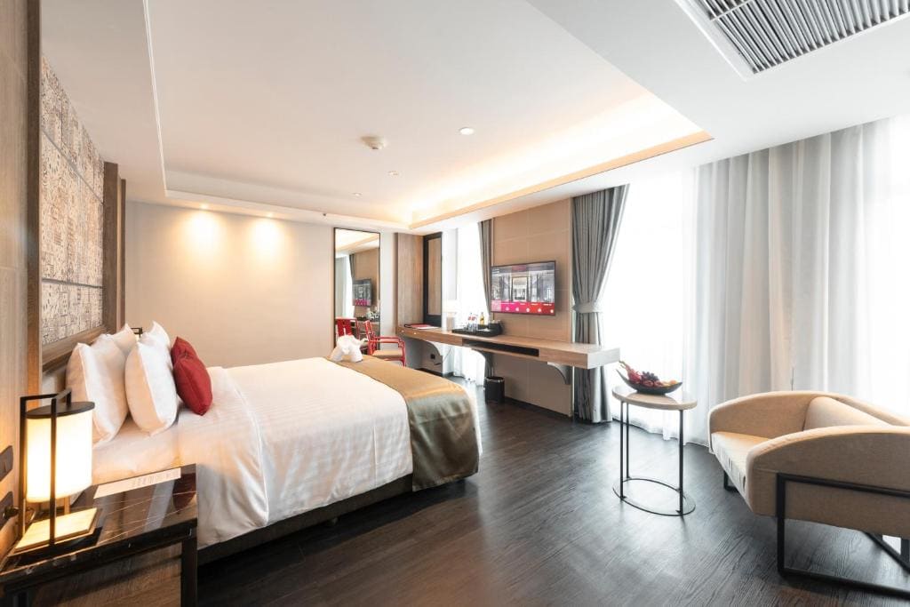 Premium King Room room - Image 3