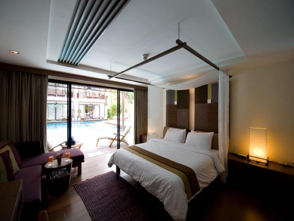 Deluxe Double or Twin Room with Pool Access room - Image 3