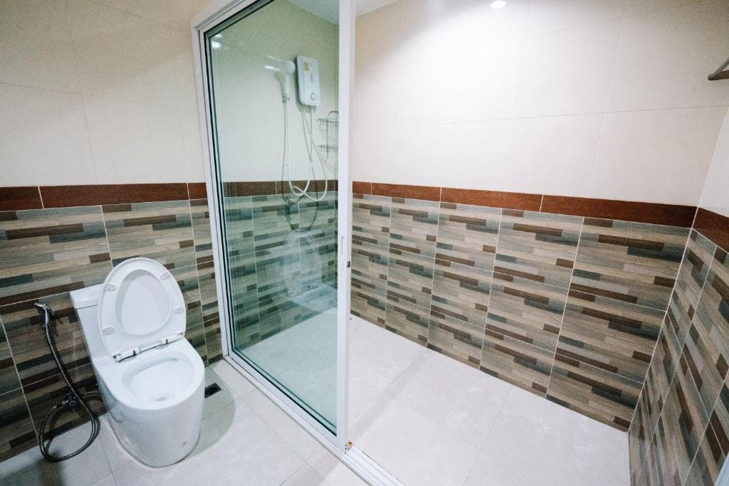 Executive Suite room - Image 2
