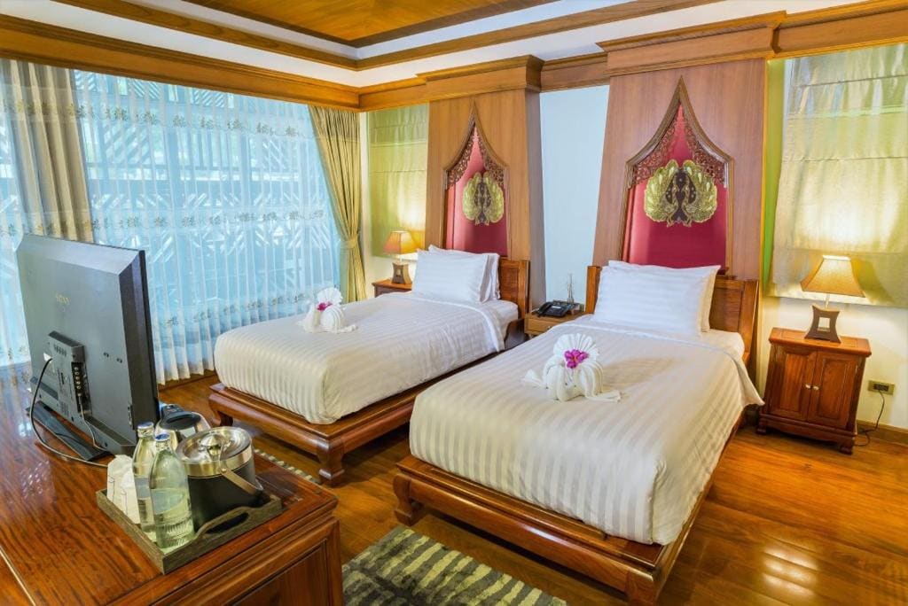 Deluxe Double or Twin Room room - Image 3