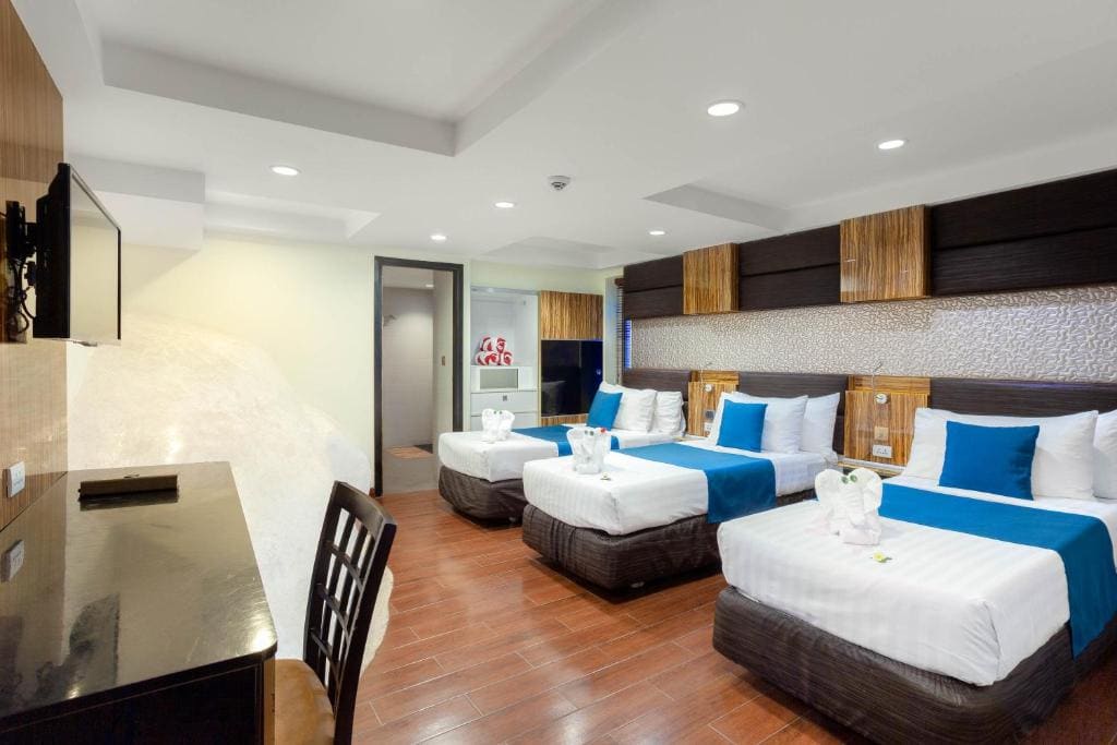2 bedroom Spa Bath Seaview Suite room - Image 3