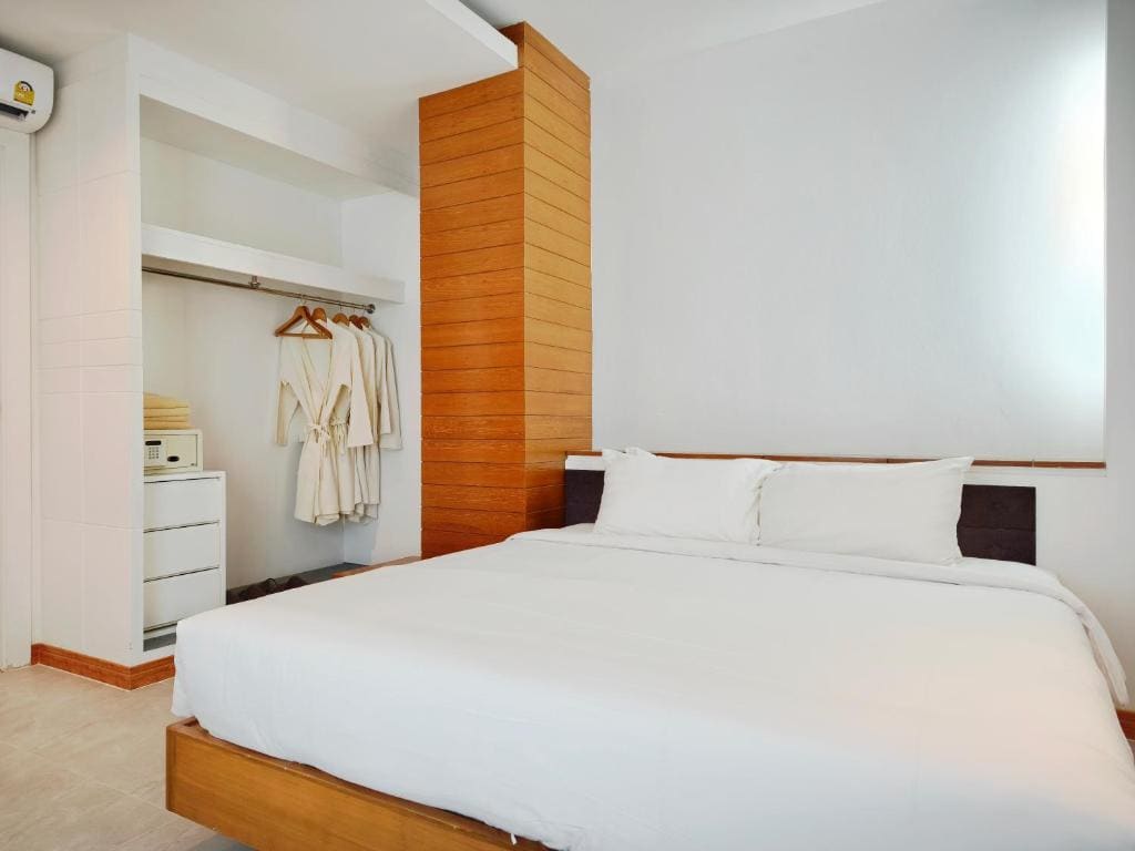 One Bedroom Suite Sea View room - Image 3