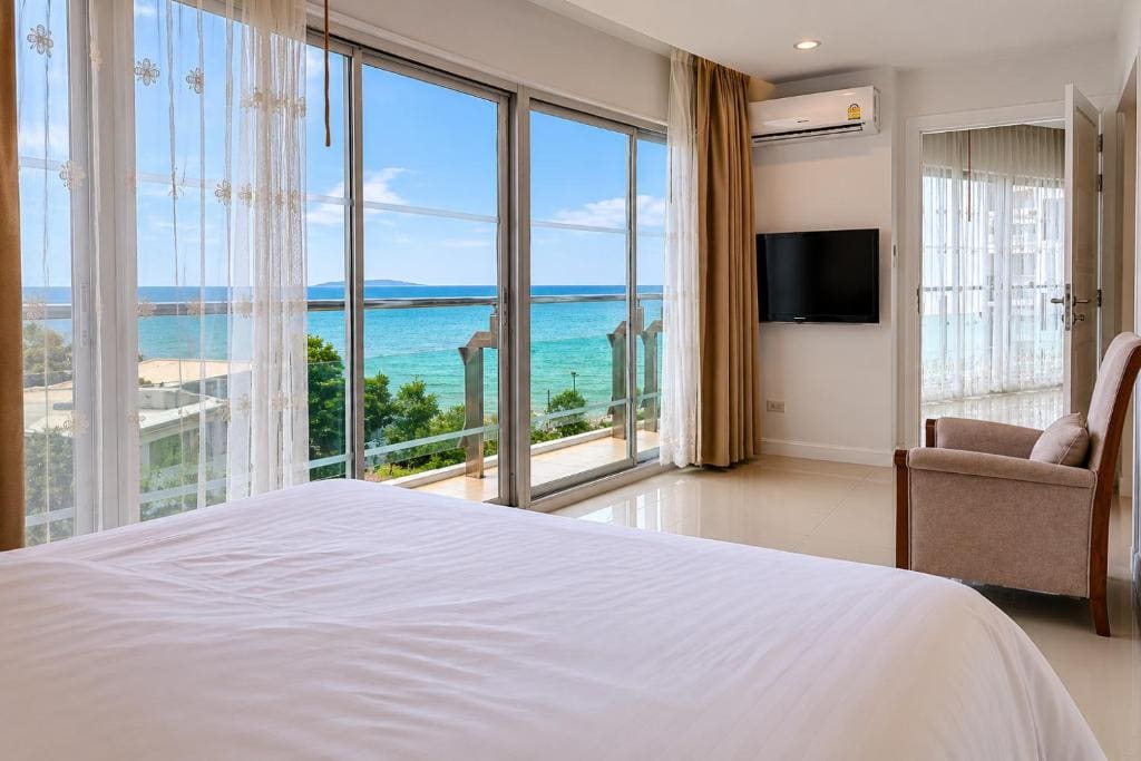 Two bedroom Panoramic Sea View room - Image 3