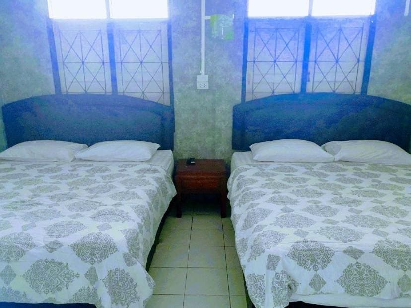 Bungalow with Sea View room - Image 2