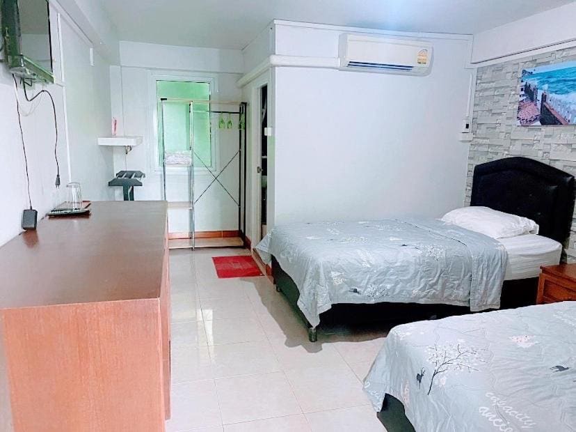 Twin Room room - Image 3