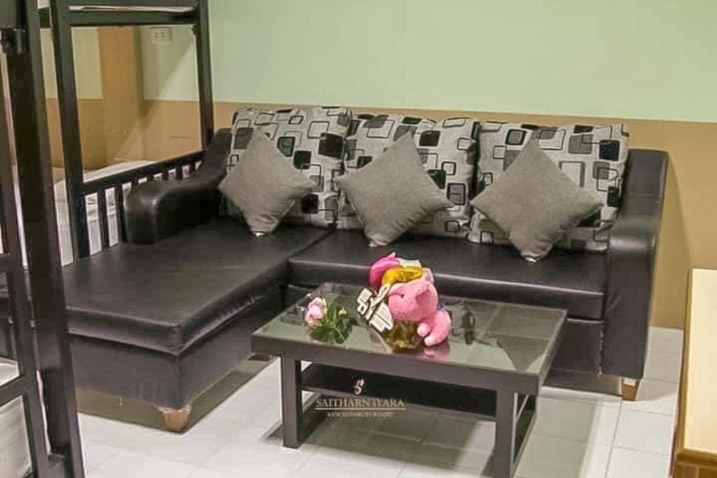 10-Bed Mixed Dormitory Room room - Image 1
