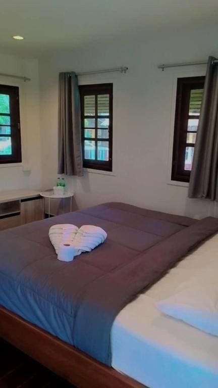 Superior Bungalow room - Image 1
