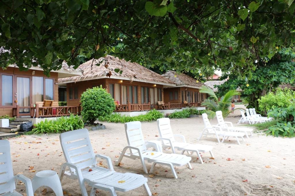 Beach Front Room room - Image 2
