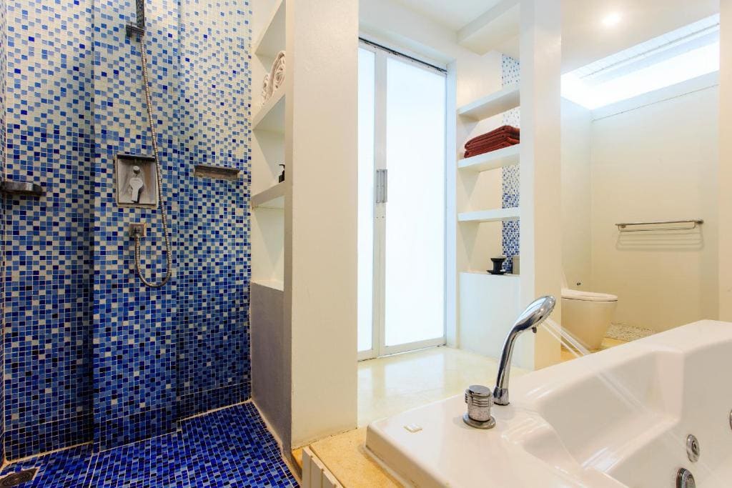 Pool Access Villa room - Image 2