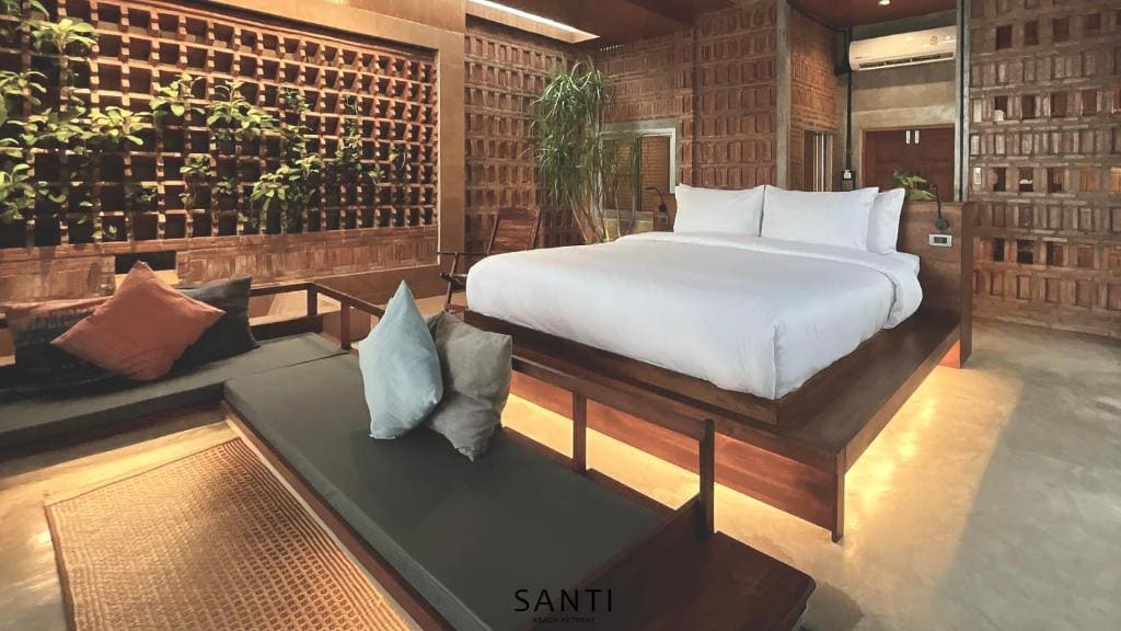 Deluxe Suite with Sea View - Ground Floor room - Image 2