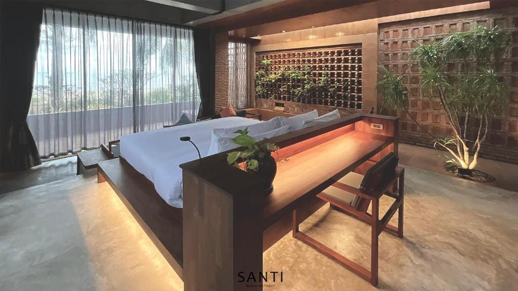 Deluxe Suite with Sea View - Ground Floor room - Image 3