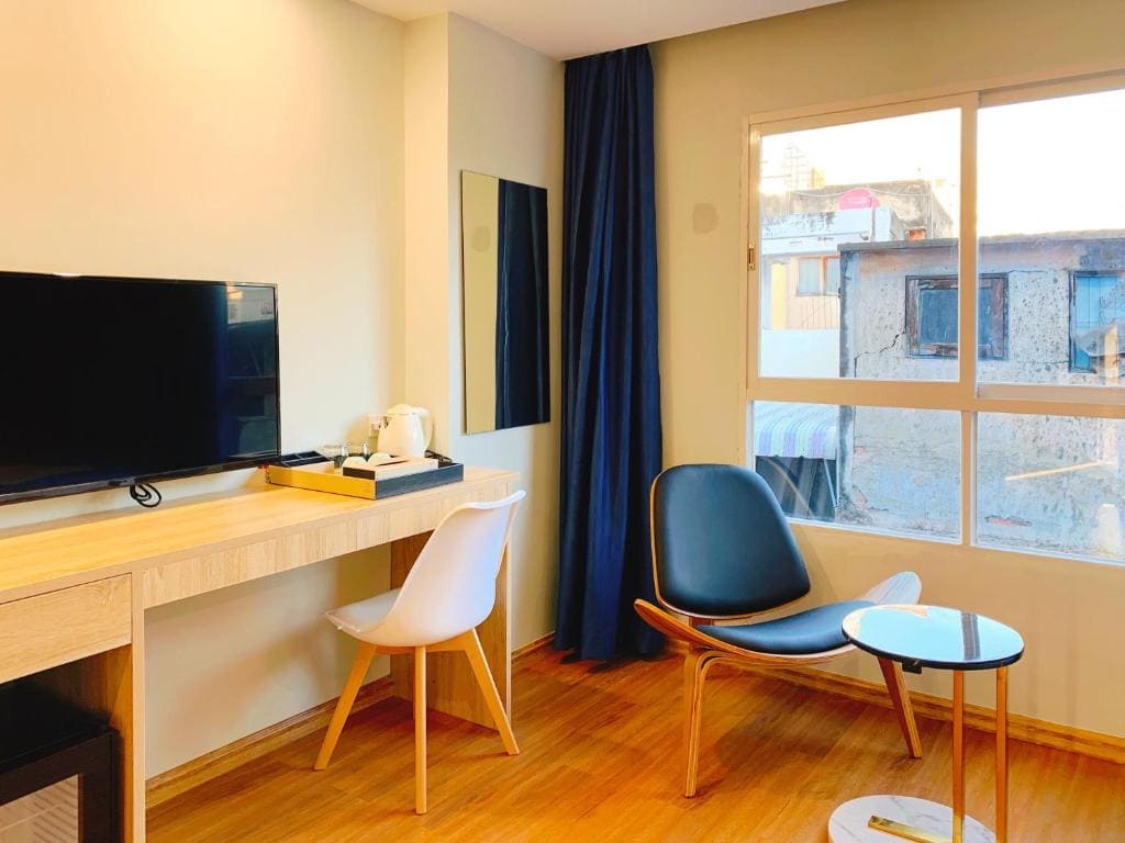 Deluxe Twin Room room - Image 1