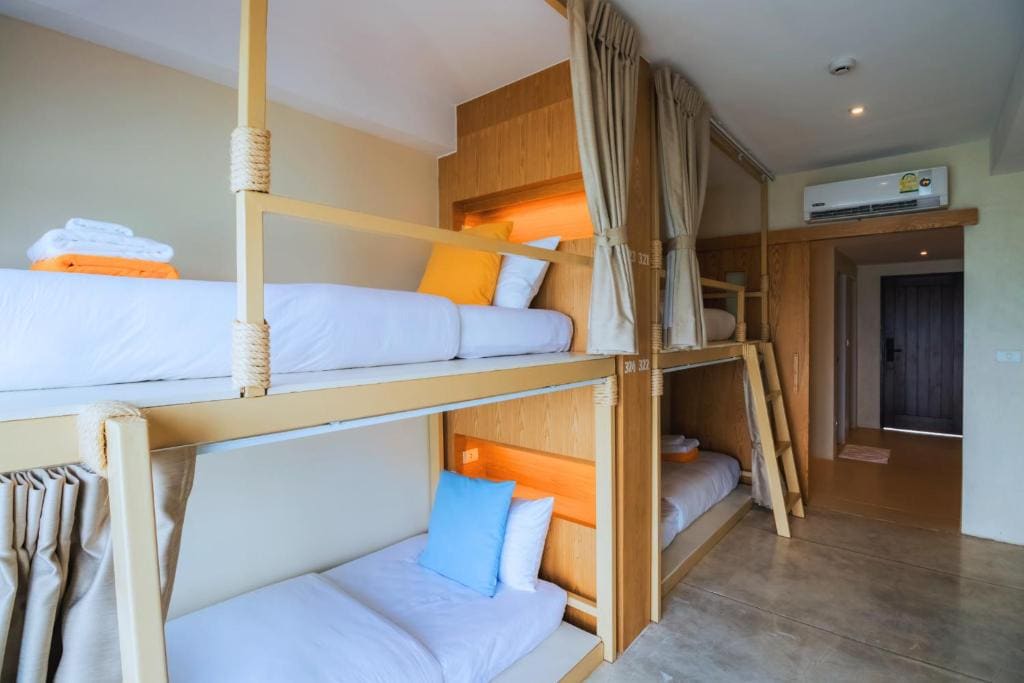 1 Single Bed in Mixed Dormitory room - Image 1