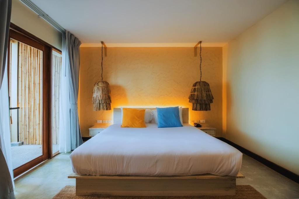 Superior Sea View room - Image 3