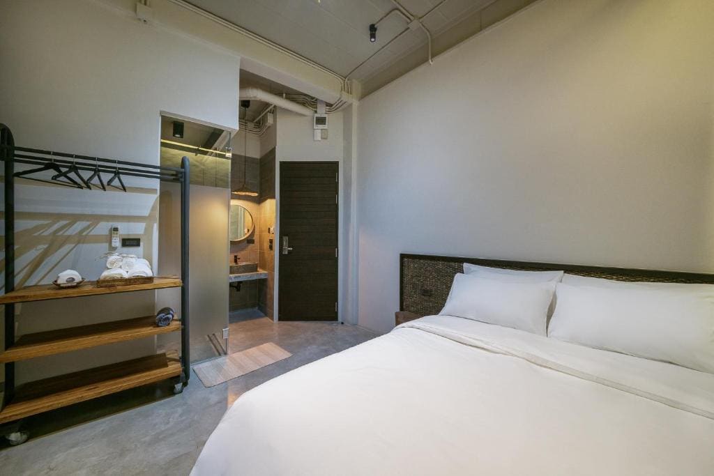 Deluxe Double Room room - Image 2