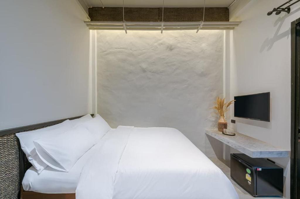 Deluxe Double Room room - Image 1