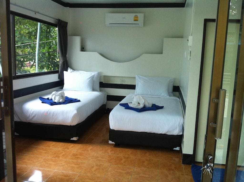 Double or Twin Room with Sea View room - Image 1