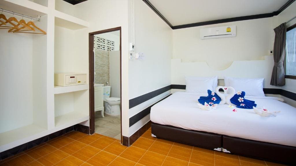 Double or Twin Room with Garden View room - Image 3