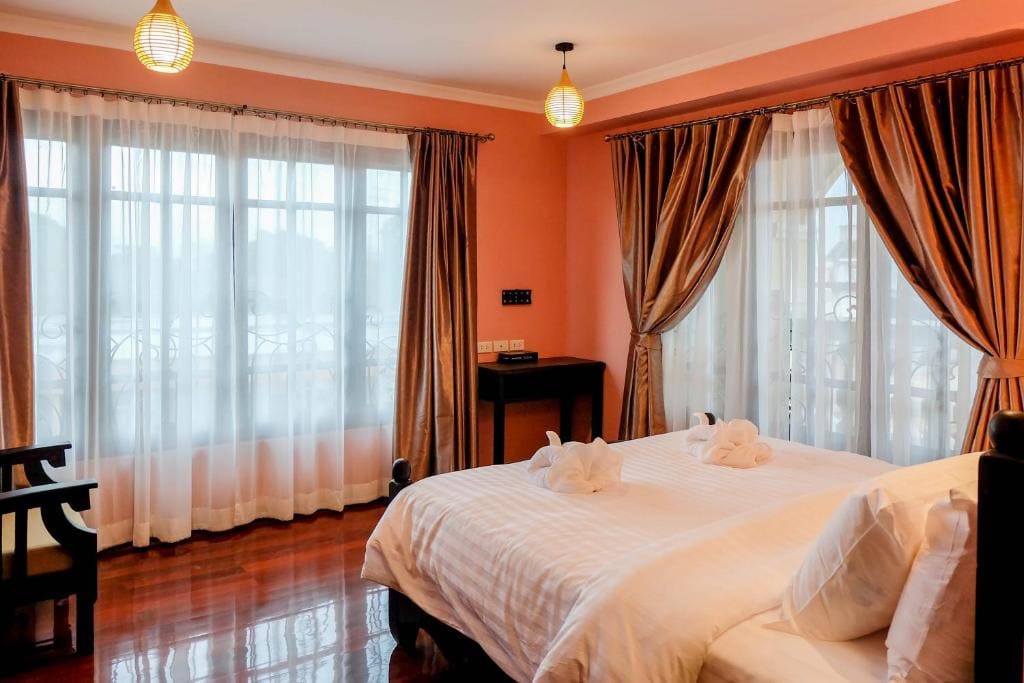 Deluxe Corner Double Room - Thai room - Image 2