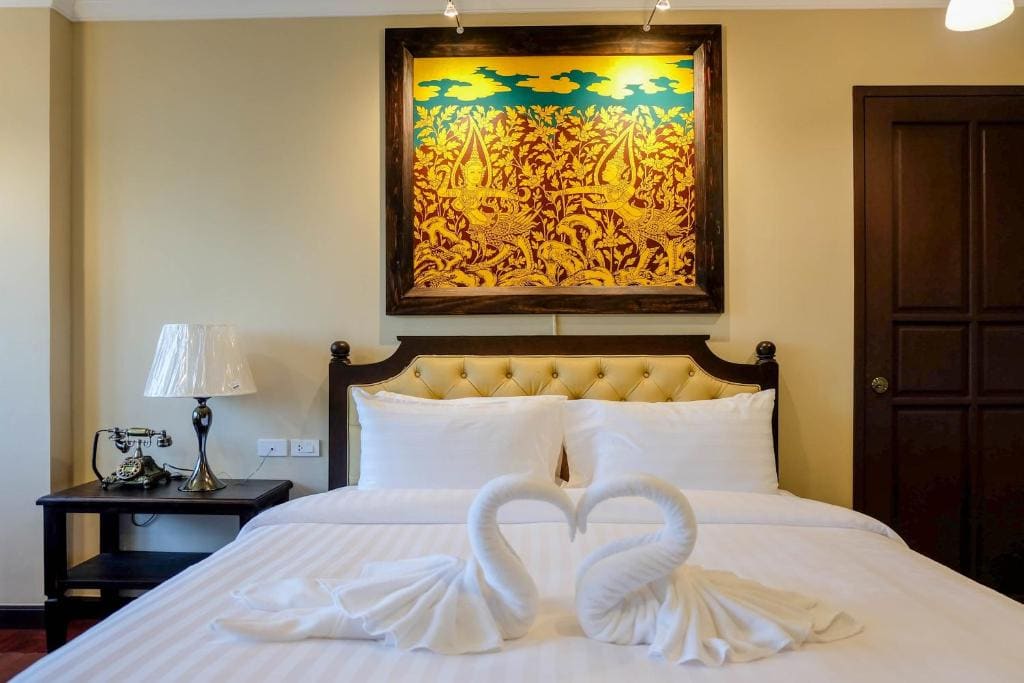Deluxe Double Room room - Image 2