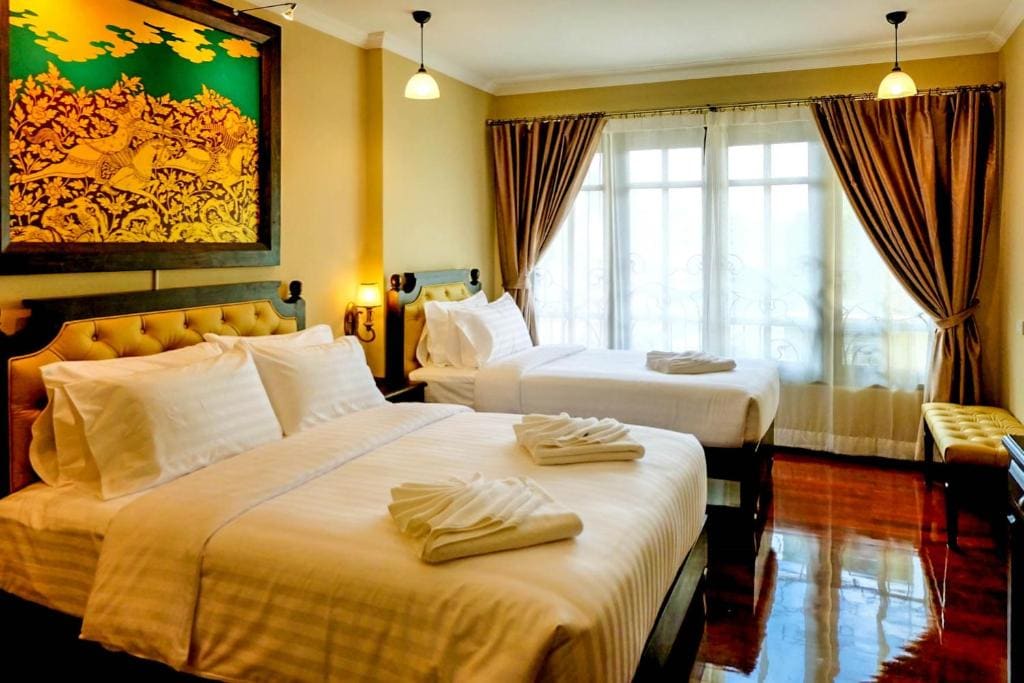 Deluxe Triple Room - Thai room - Image 2