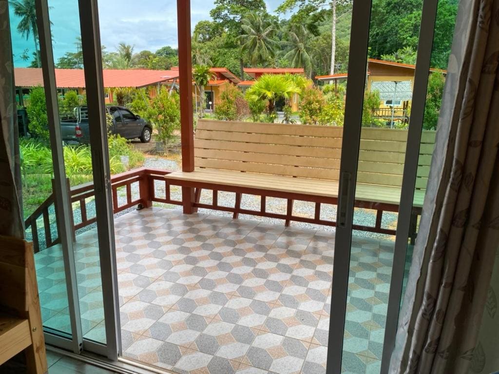 Family Suite with Balcony room - Image 1