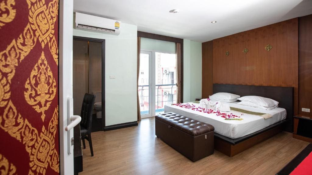 Deluxe Double Room room - Image 1