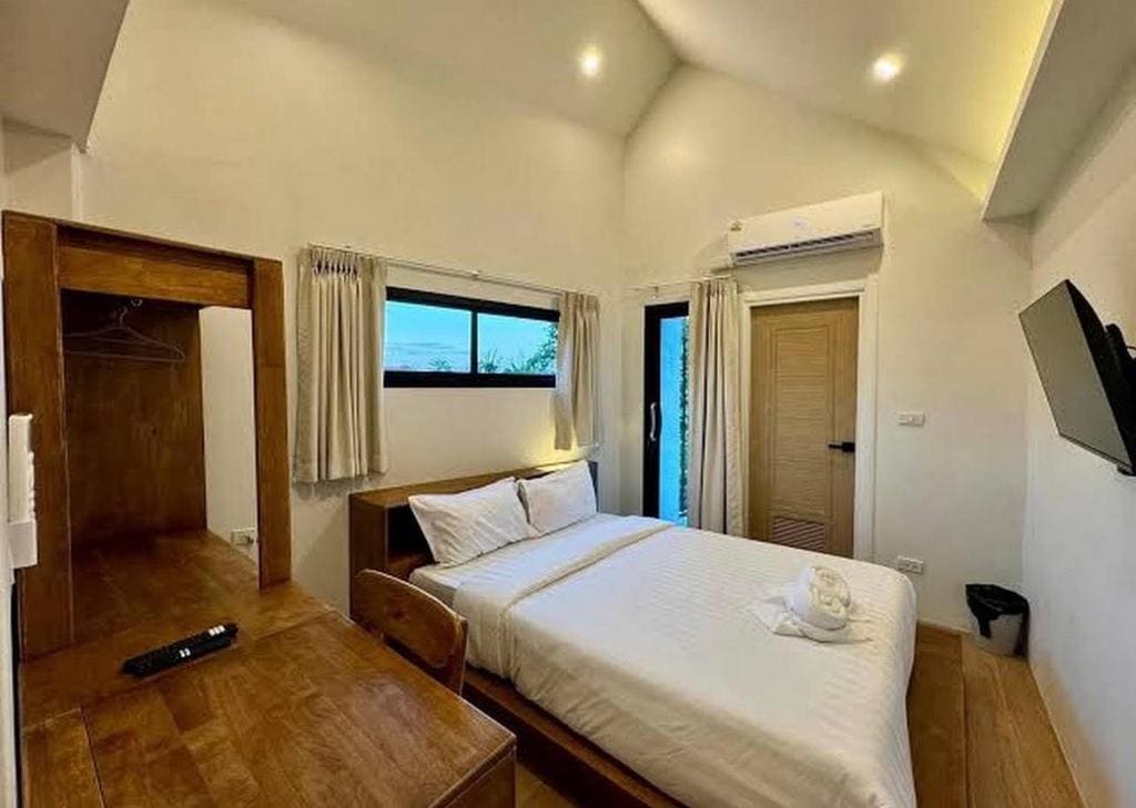Superior Double Room room - Image 2