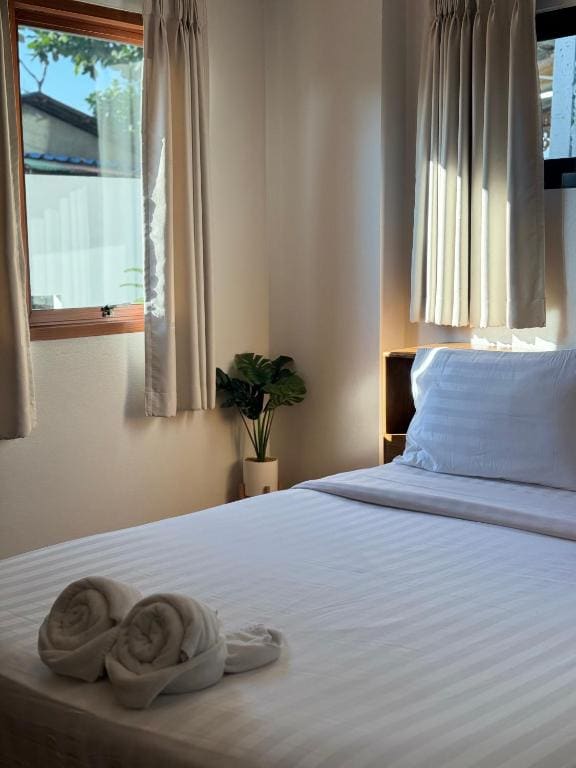 Superior Double Room with Mountain View room - Image 3