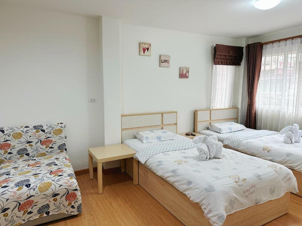 Queen Room room - Image 3