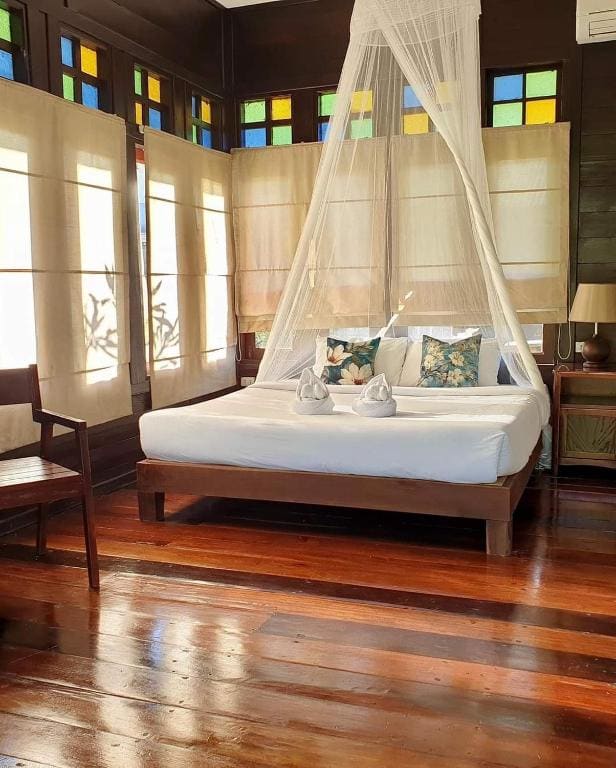 Family Room with Garden View room - Image 1