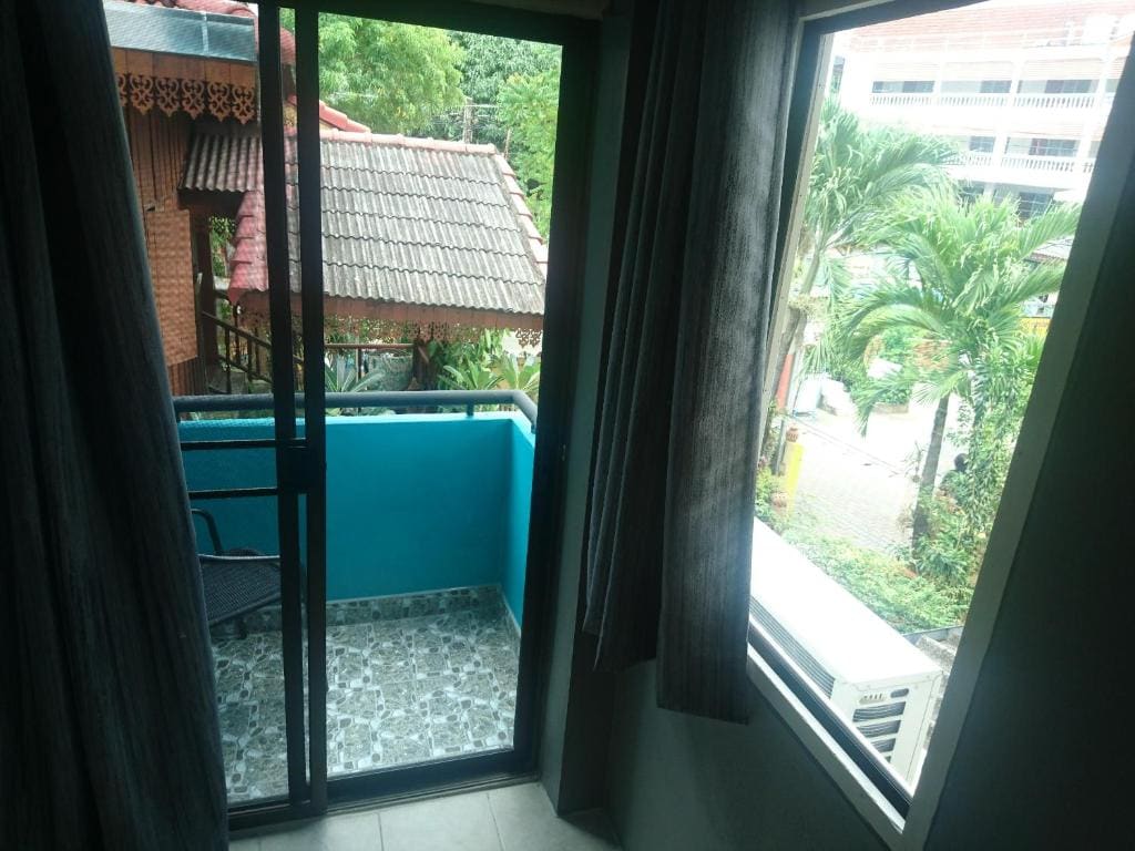 Deluxe Double Room with Balcony room - Image 1