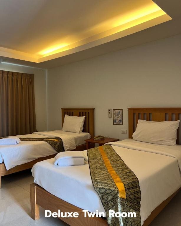 Twin Room with Balcony room - Image 1