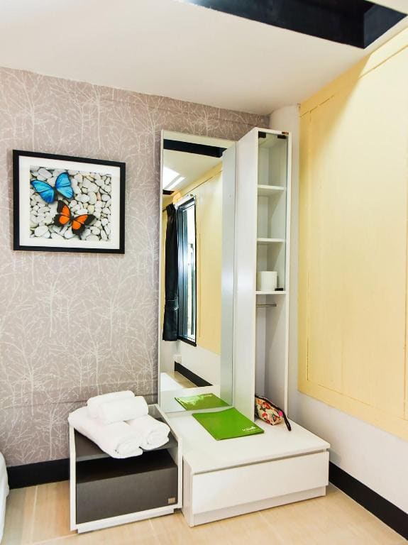 Standard Double Room room - Image 2