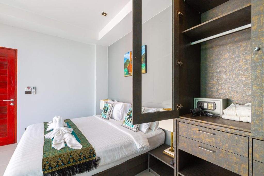 Standard Twin Room with Mountain View room - Image 1